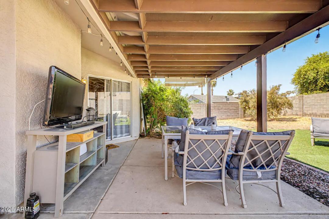 Real Estate Picture 21