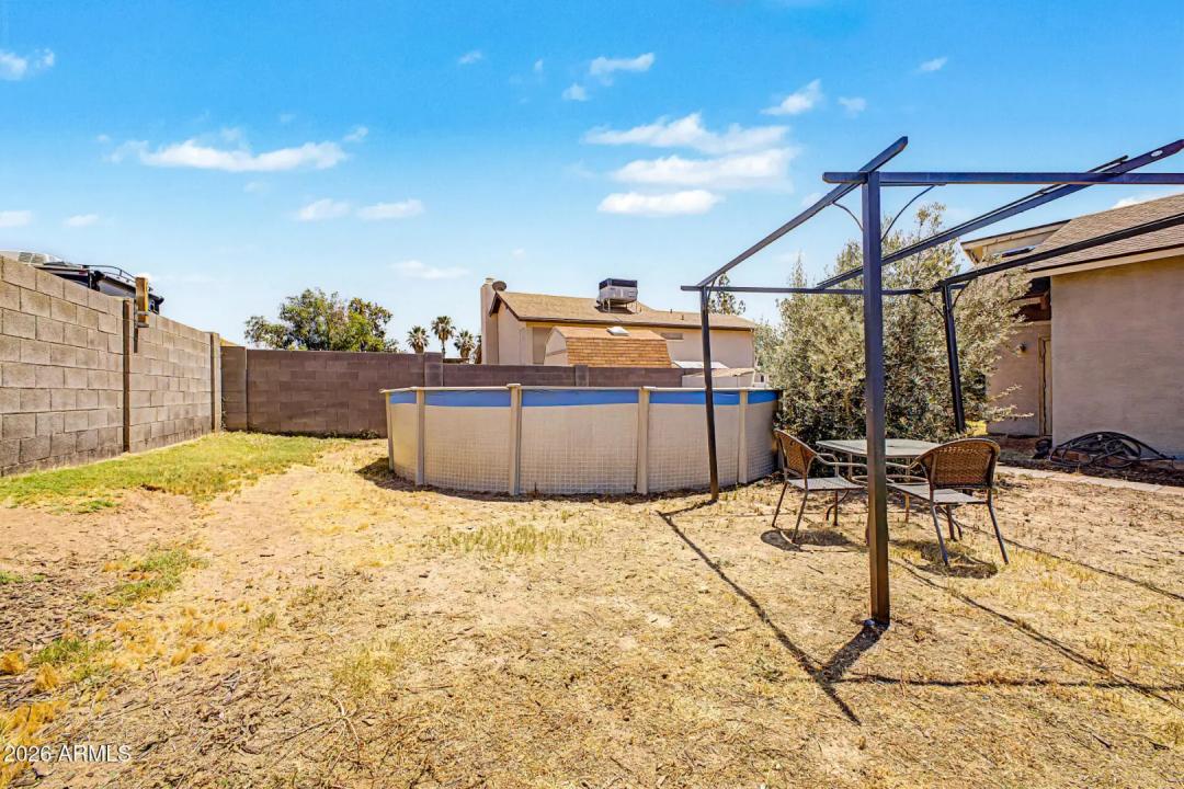 Real Estate Picture 25