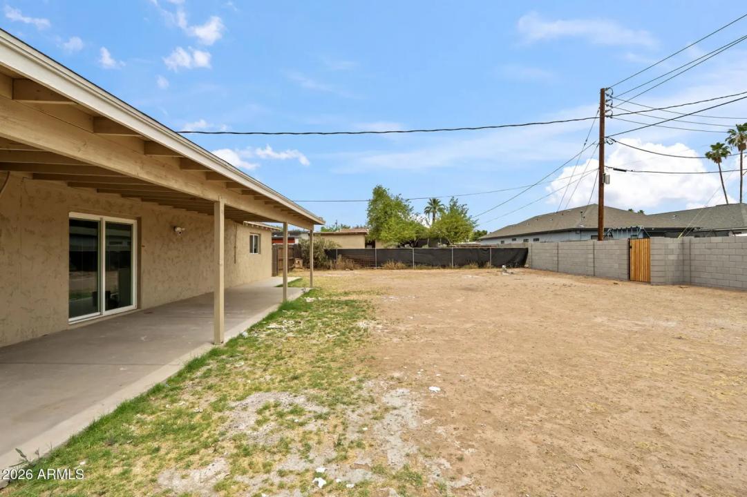 Real Estate Picture 29