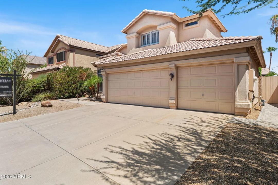 Real Estate Picture 9