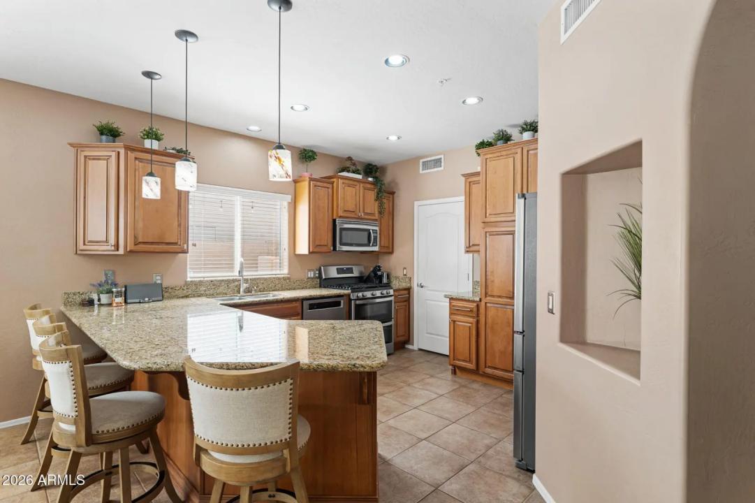 Real Estate Picture 20