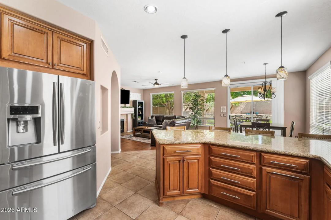 Real Estate Picture 23