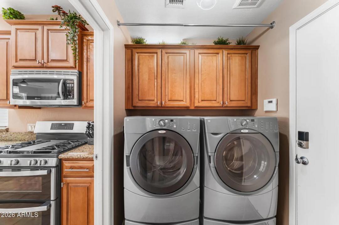 Real Estate Picture 29