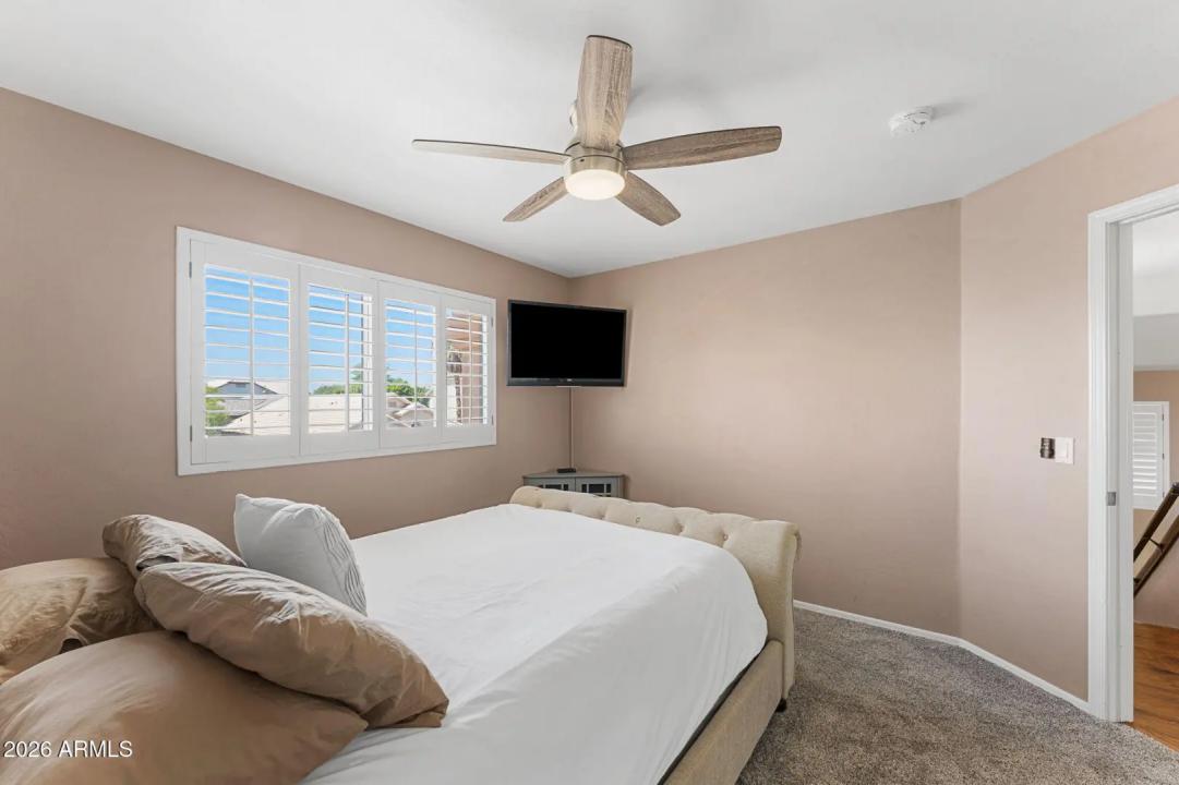 Real Estate Picture 35