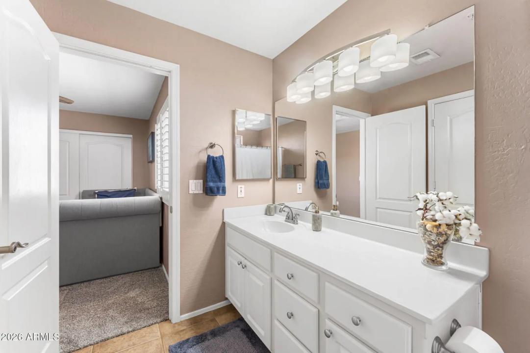 Real Estate Picture 37