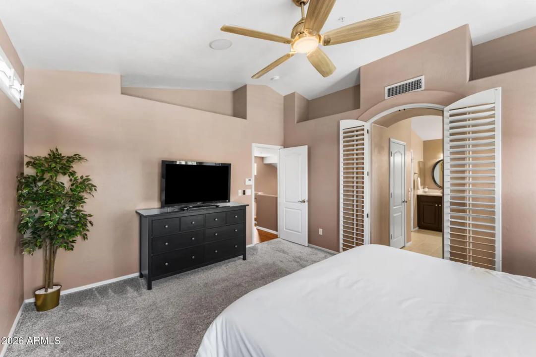 Real Estate Picture 45