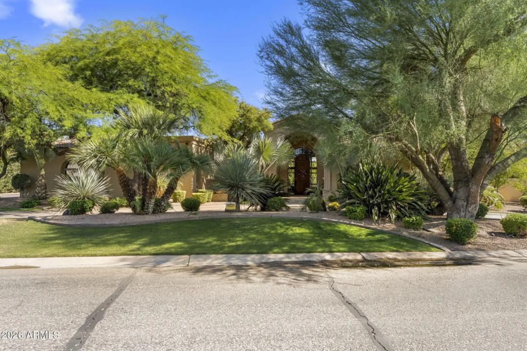 Real Estate Picture 12