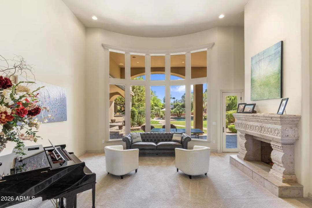 Real Estate Picture 15