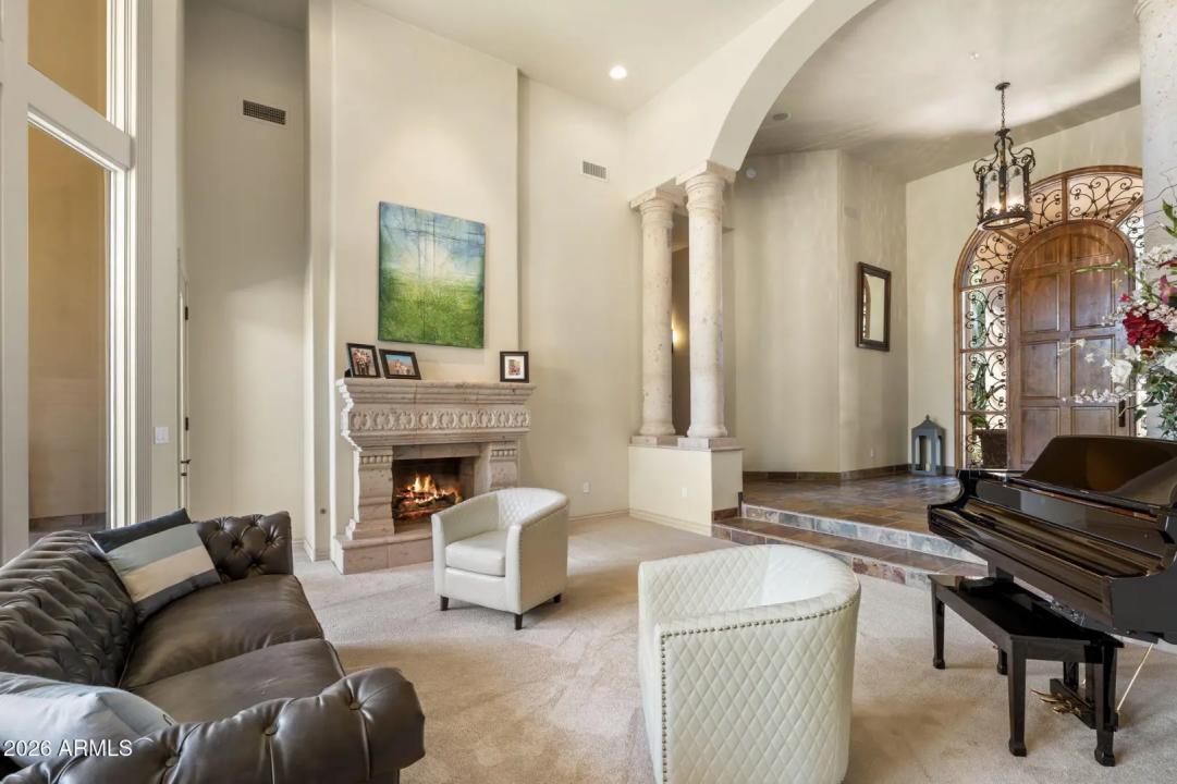 Real Estate Picture 16