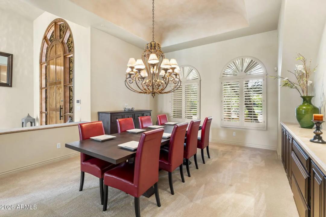 Real Estate Picture 17