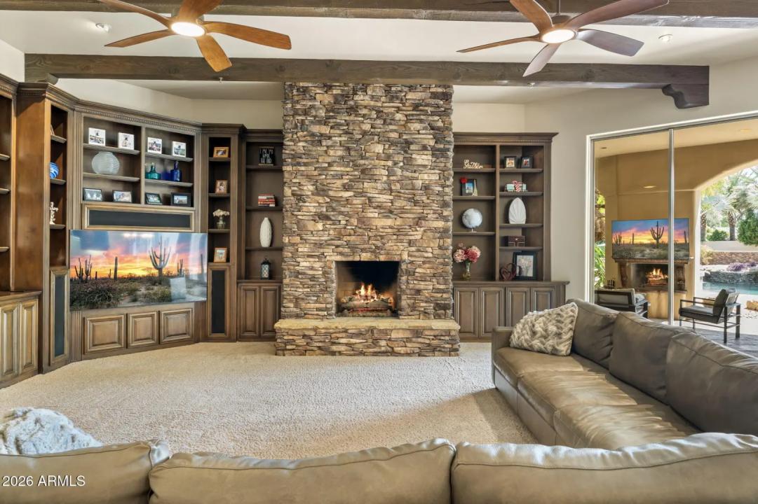 Real Estate Picture 25