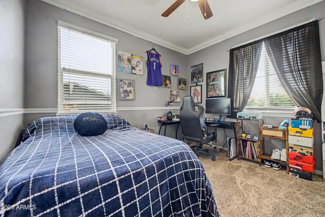 Real Estate Picture 25