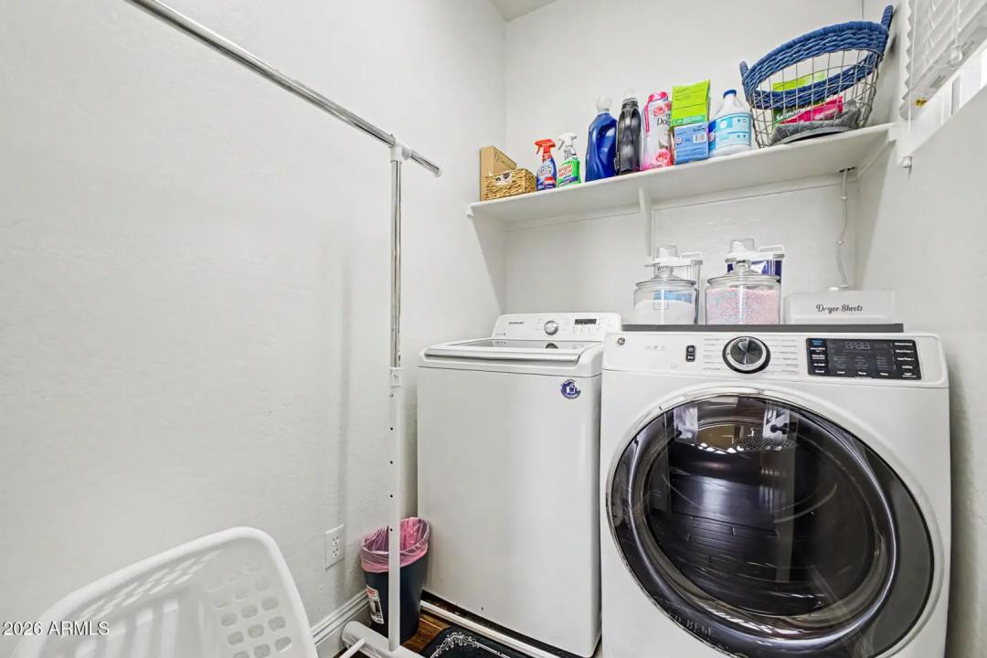 Real Estate Picture 28