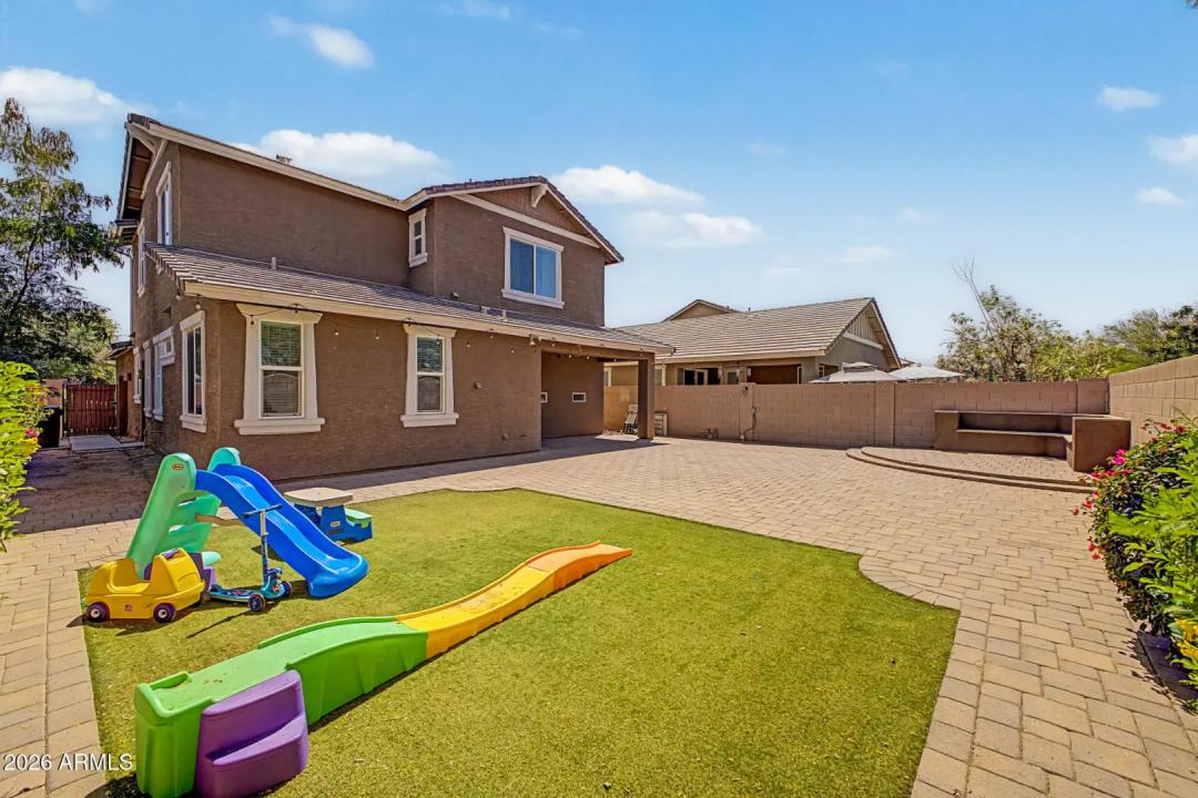 Real Estate Picture 42