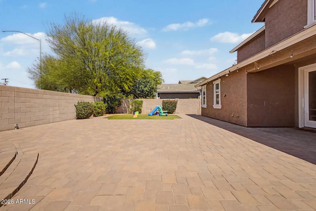 Real Estate Picture 45
