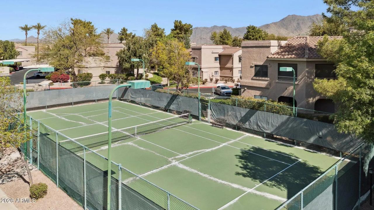 Real Estate Picture 25