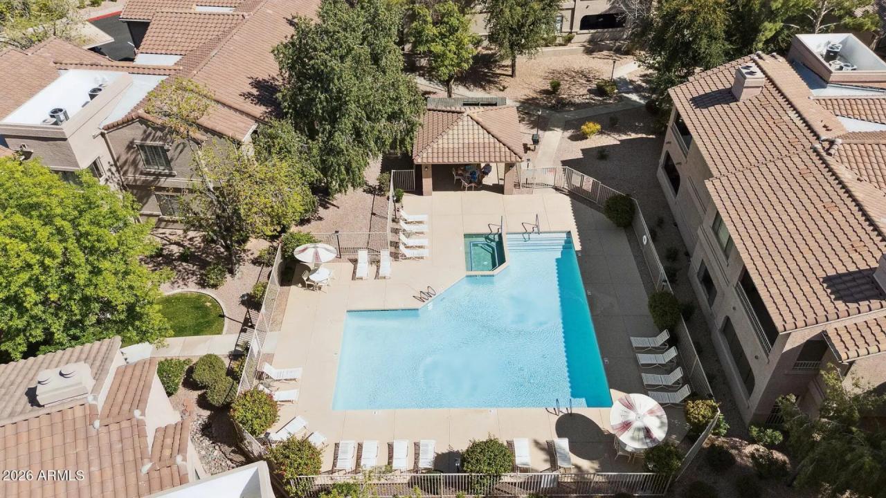 Real Estate Picture 27