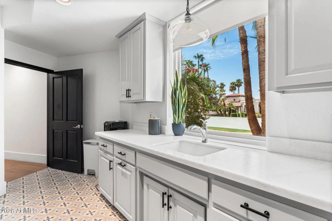 Real Estate Picture 66