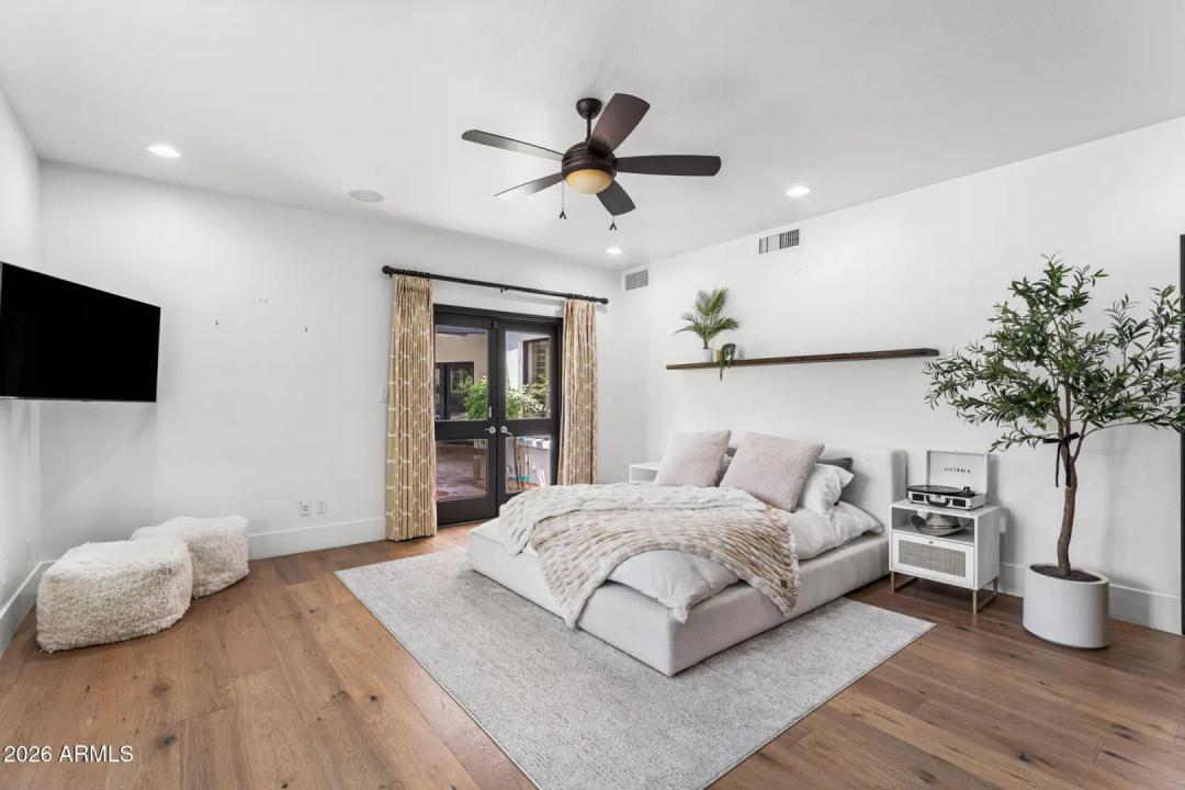 Real Estate Picture 60
