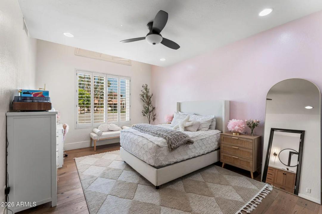 Real Estate Picture 49