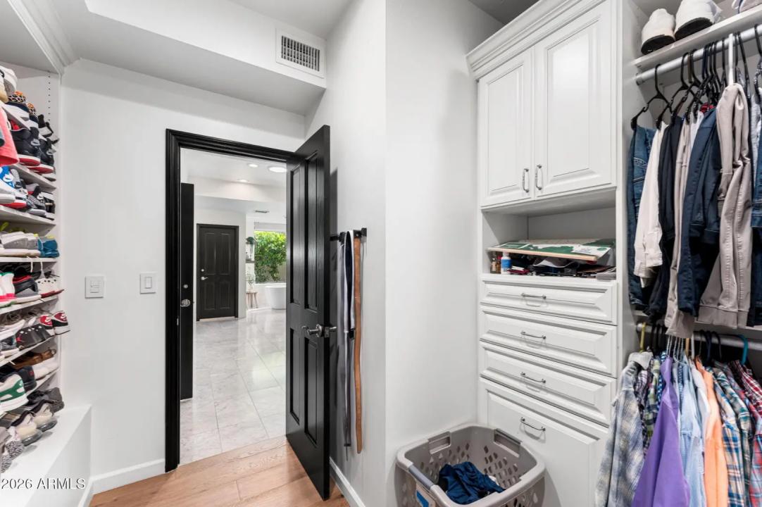 Real Estate Picture 37