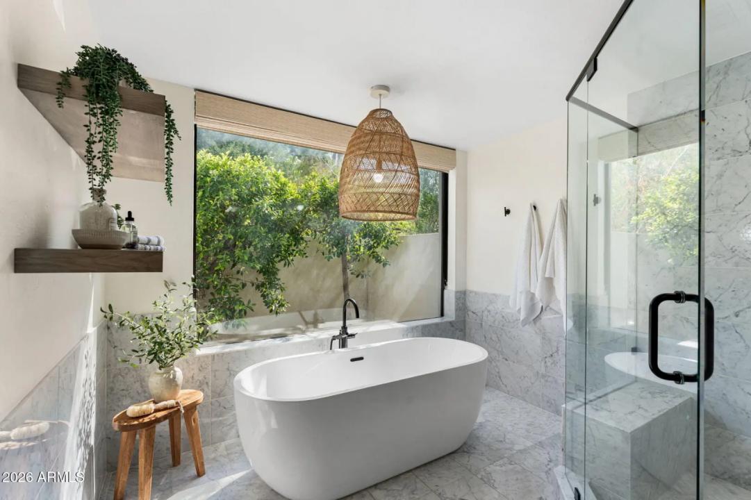 Real Estate Picture 43