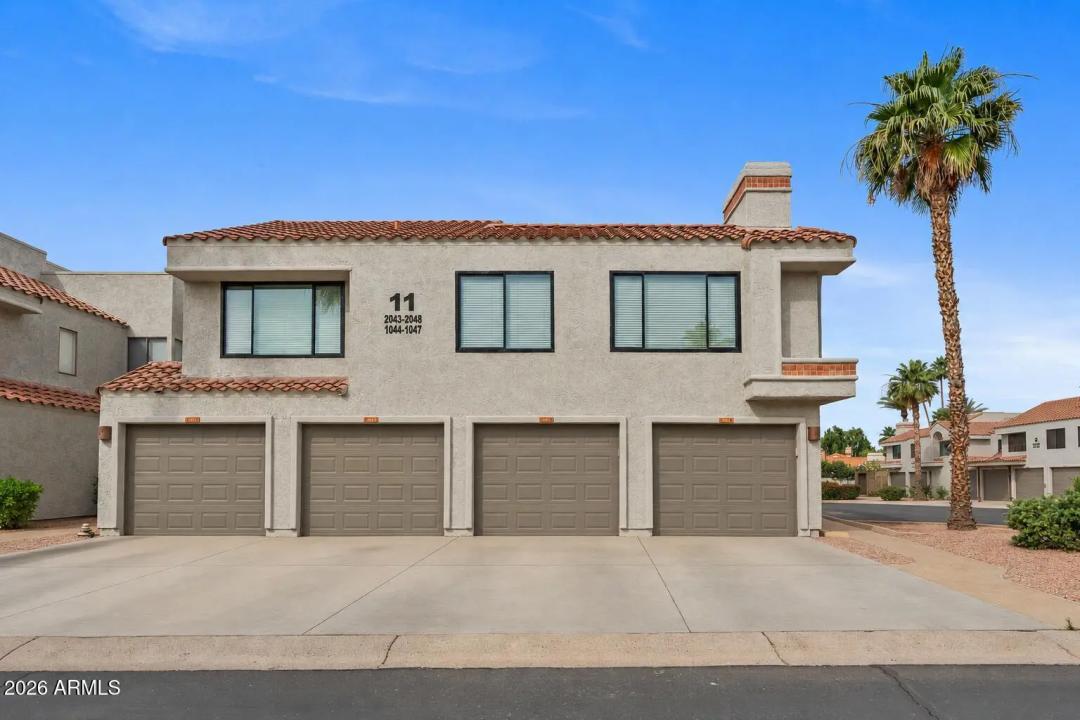 Real Estate Picture 3