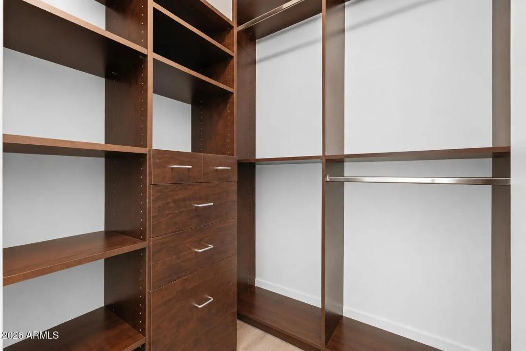 Real Estate Picture 15