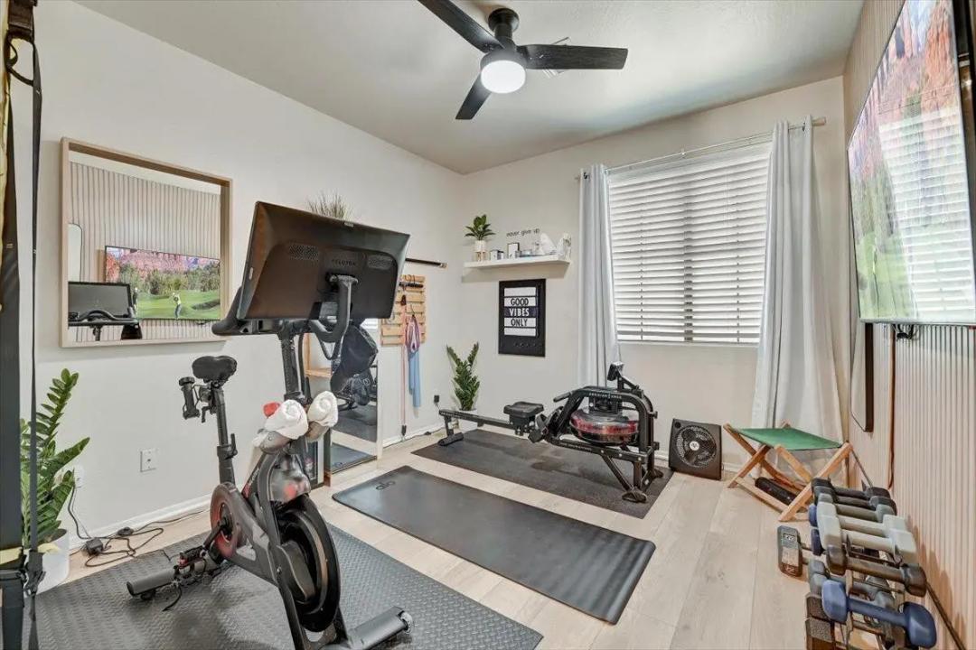 Real Estate Picture 26