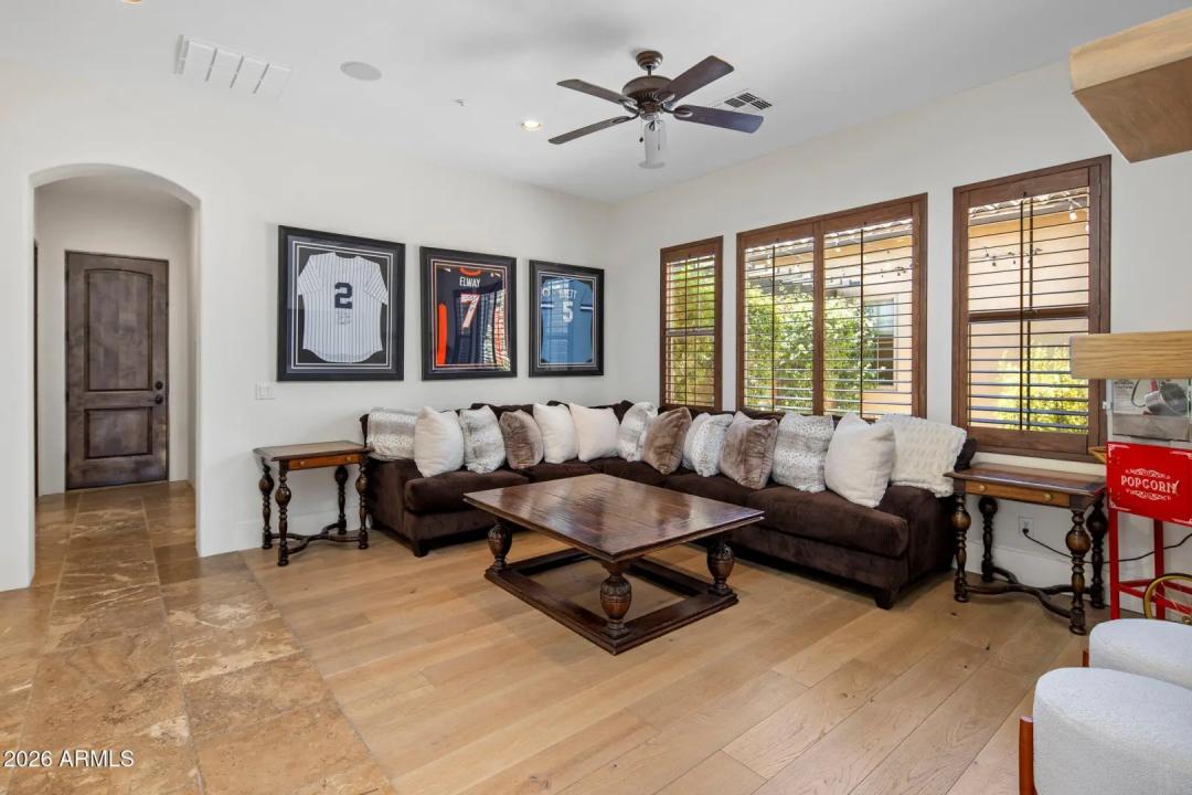 Real Estate Picture 28