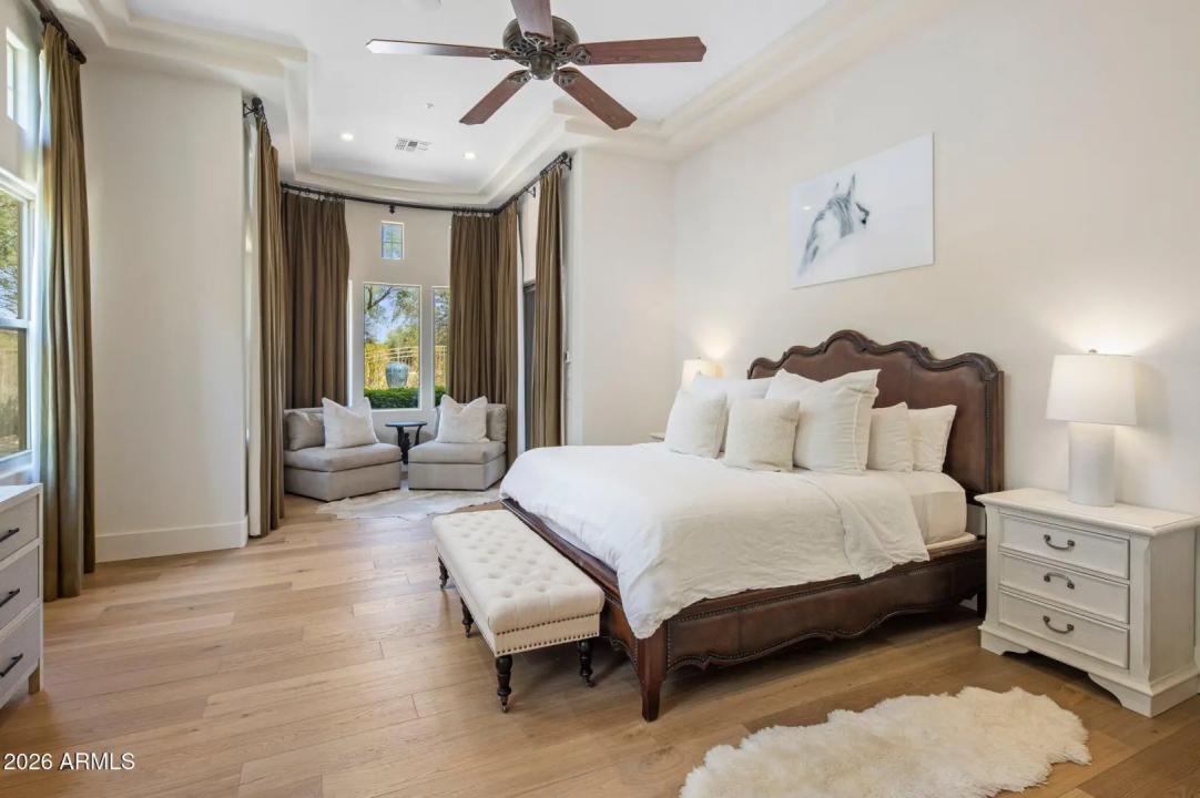 Real Estate Picture 21