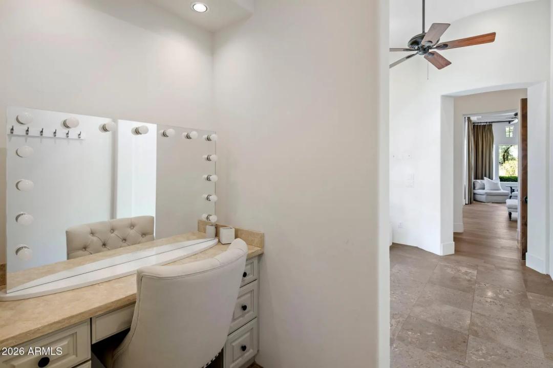 Real Estate Picture 26