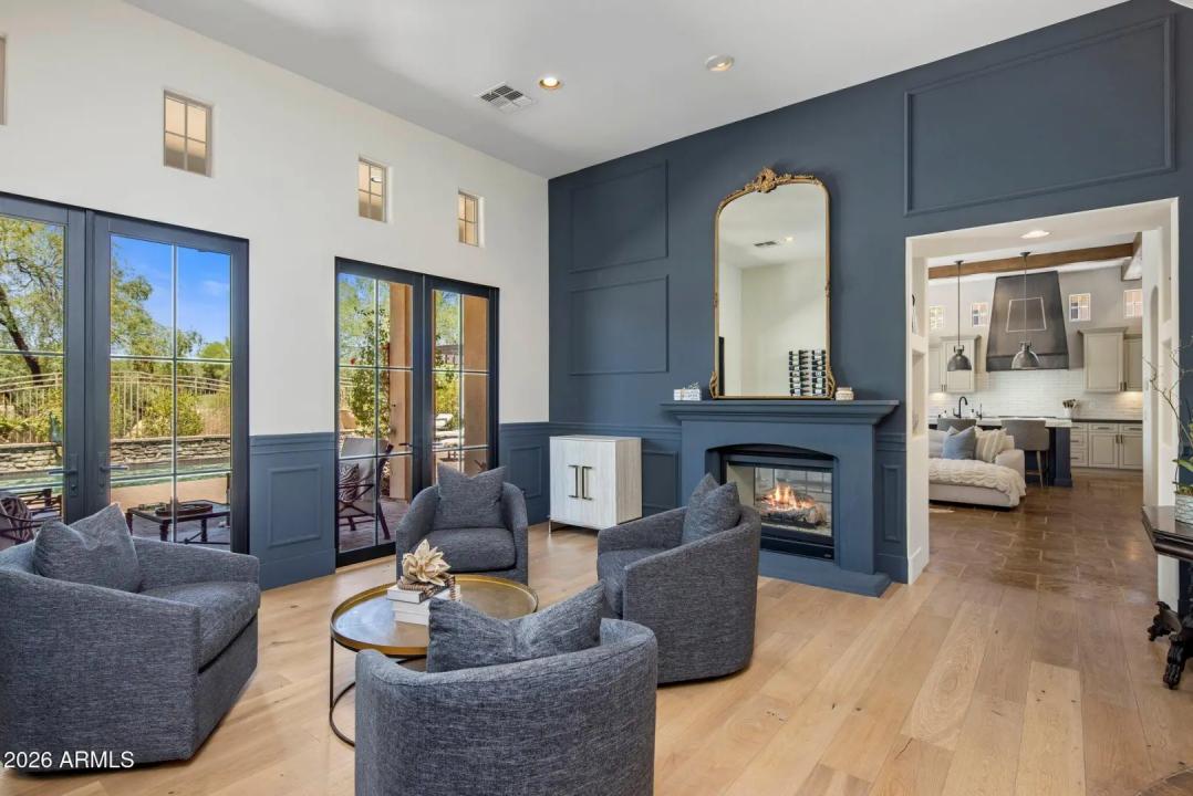 Real Estate Picture 9