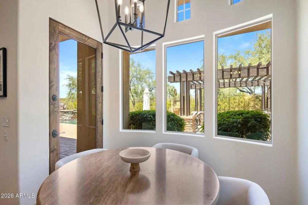 Real Estate Picture 16