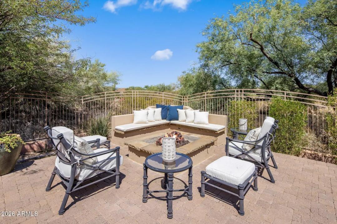Real Estate Picture 42