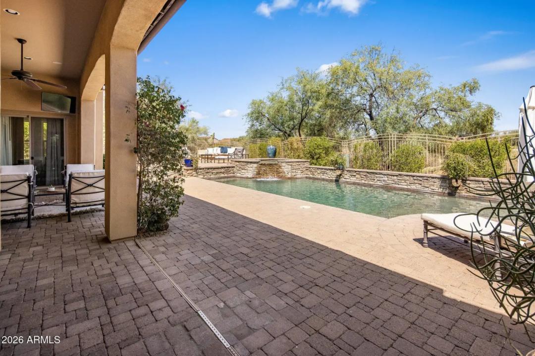 Real Estate Picture 43