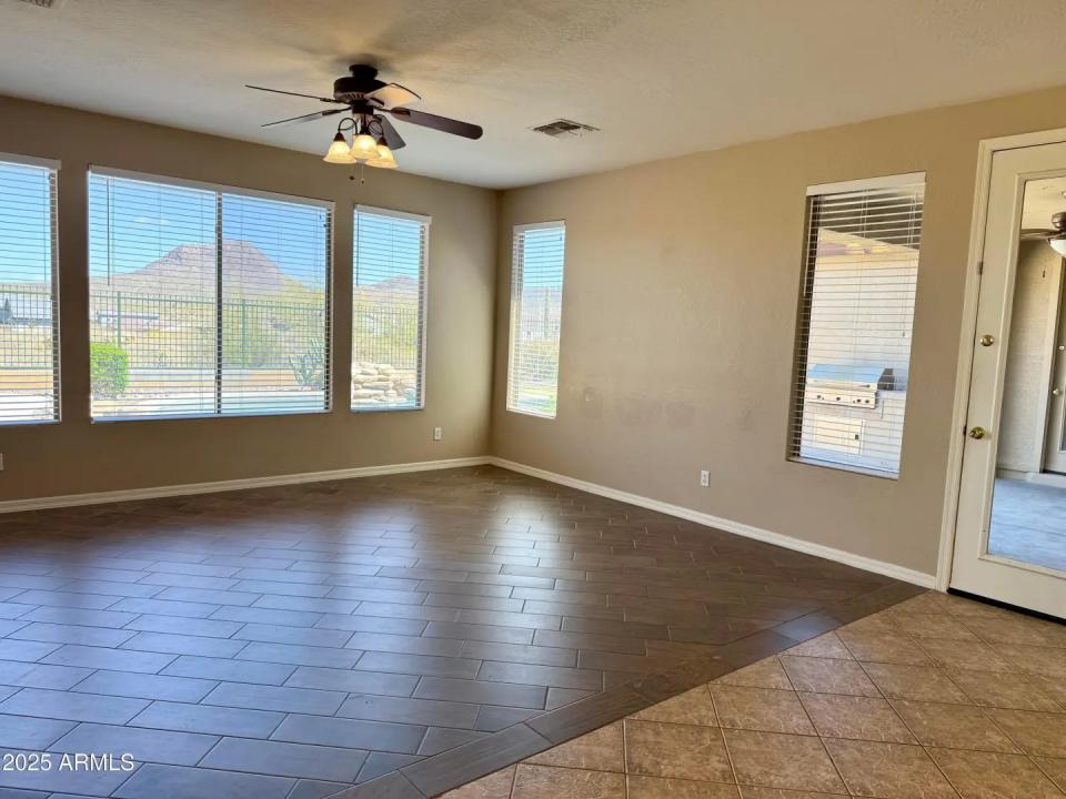 Real Estate Picture 5