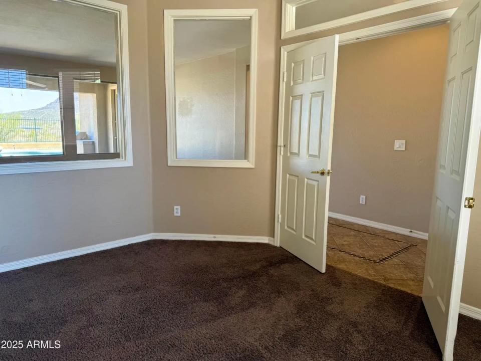 Real Estate Picture 11