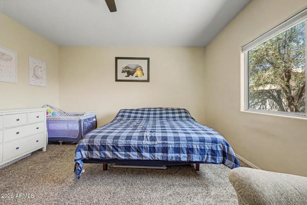 Real Estate Picture 10