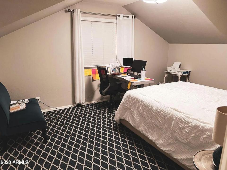 Real Estate Picture 8