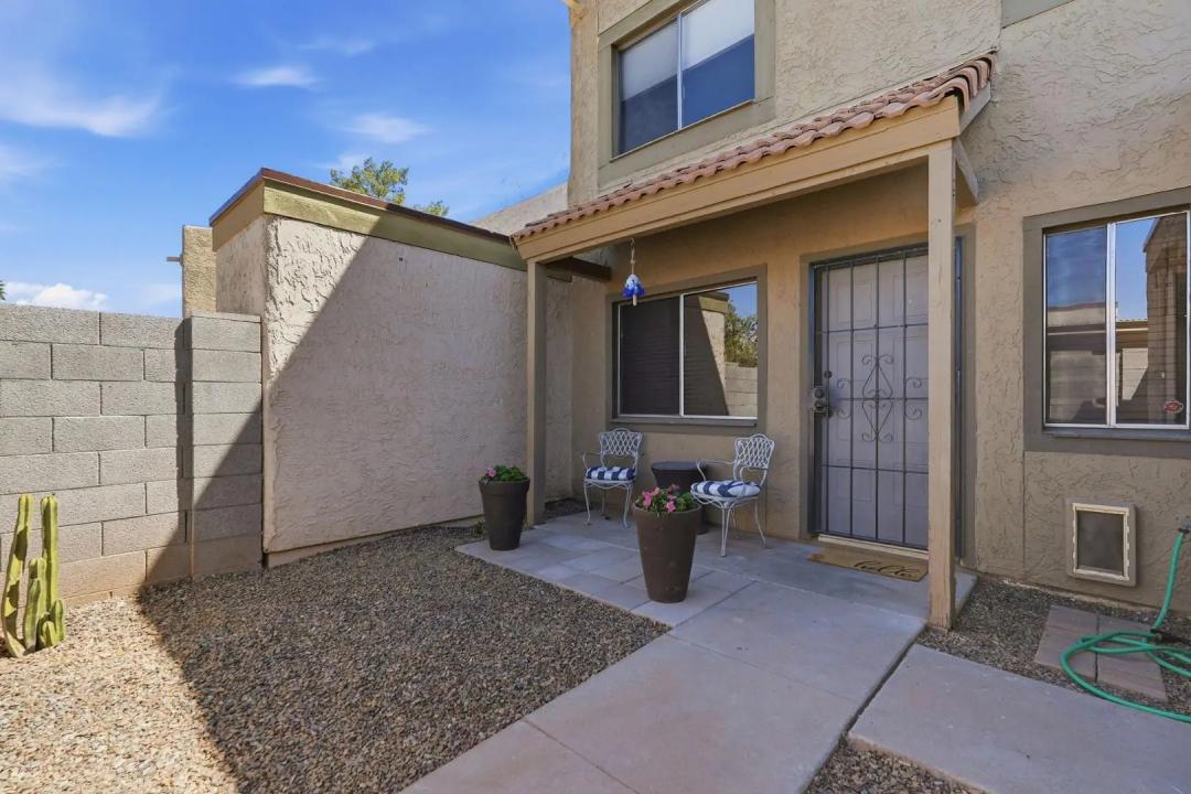 Real Estate Picture 1