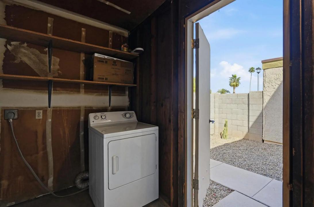 Real Estate Picture 20