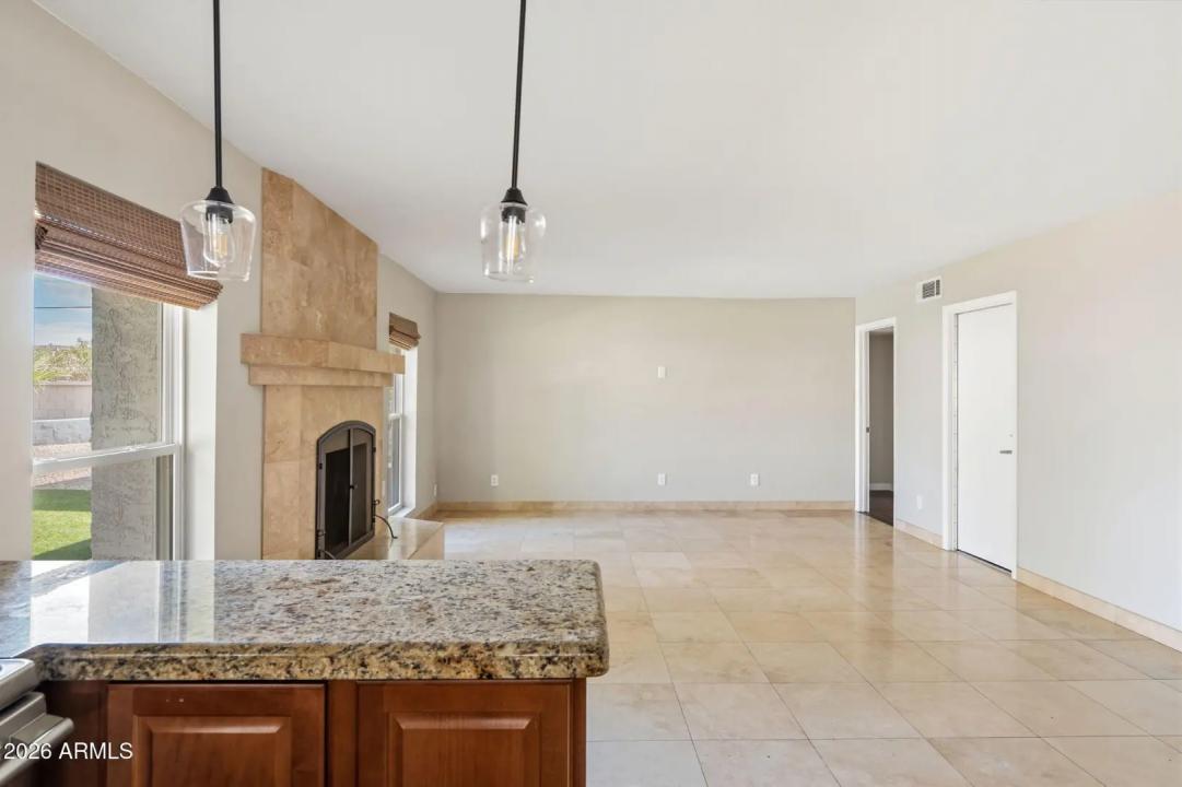Real Estate Picture 6