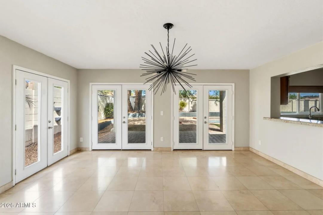 Real Estate Picture 11