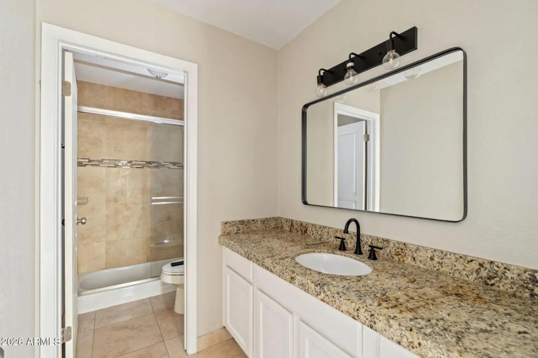 Real Estate Picture 21