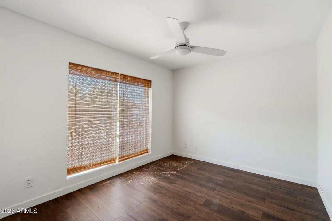 Real Estate Picture 19