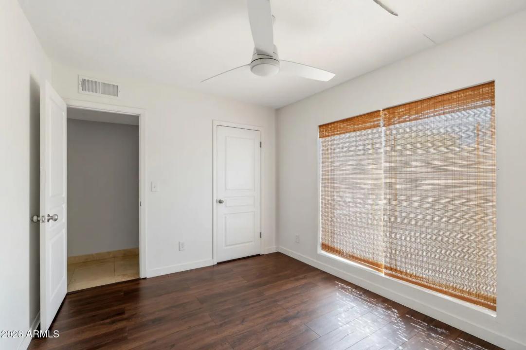 Real Estate Picture 20