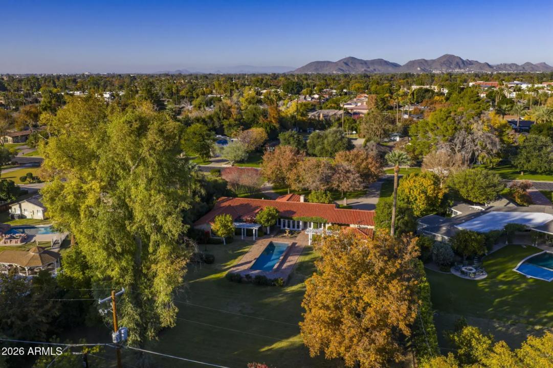 Real Estate Picture 21