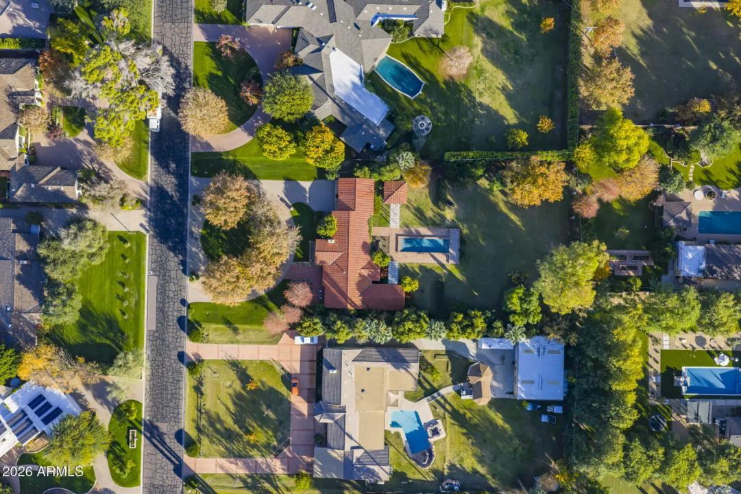 Real Estate Picture 27