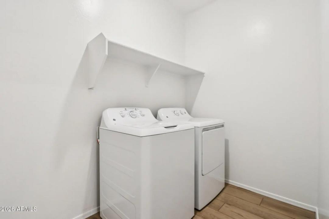 Real Estate Picture 18